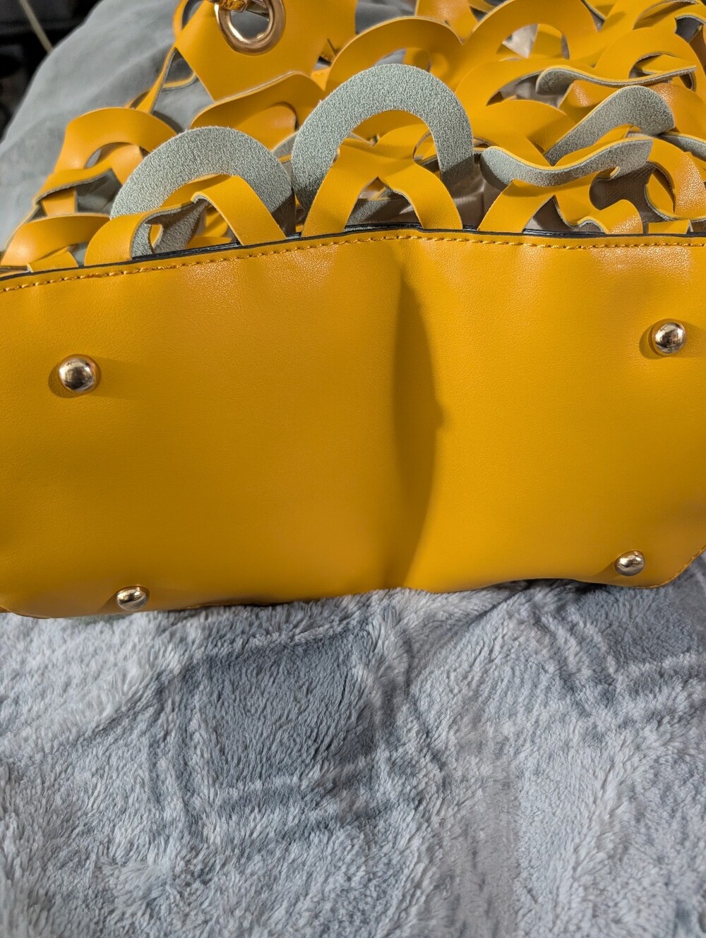 NWT Moda Luxe Paige Tote Bag Yellow Interlocking Cutout Weave with Canvas Insert - Picture 4 of 7